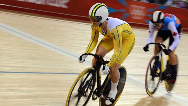Eased through ... Anna Meares, left.