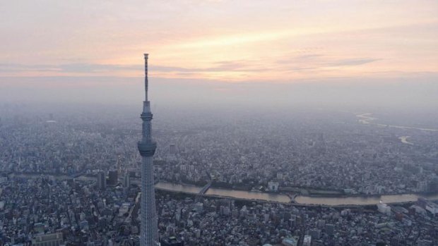 Tokyo Skytree ... hit by strong winds.