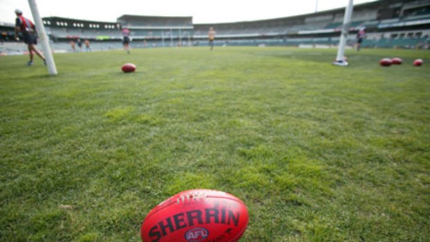 An upgrade of the existing facility of Patersons Stadium (Subiaco Oval) was costed by the Premier at more than $450m.