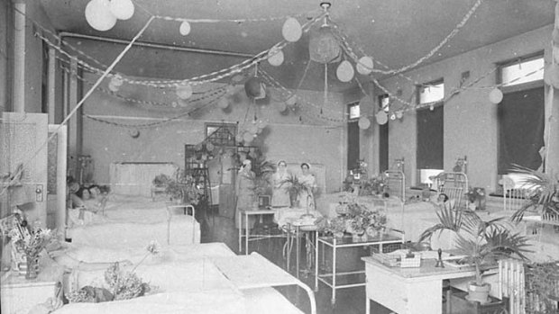 Baby nurturers &#8230; midwives in the 1940s at the Royal Hospital for Women, which is celebrating 100 years of prenatal care.