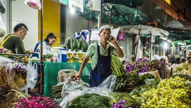 The Pak Khlong Talat flower market.