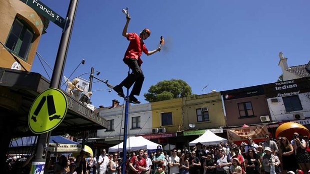 200 stalls and 16 bands ... the 28th Glebe Street Fair.