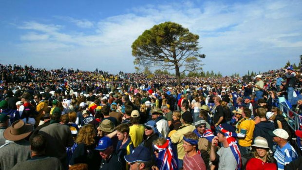 Thousands of people gather at Lone Pine for an Anzac Day service in 2005.