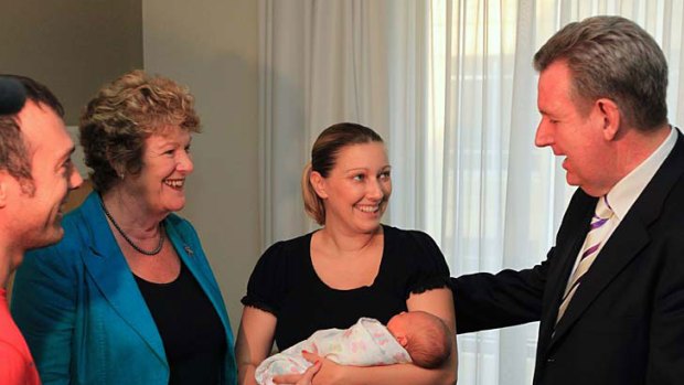 Barry O'Farrell and Opposition health spokeswoman Jillian Skinner meet Geoff and Karen Grace and newborn daughter Annabel at Kogarah Private Hospital. March 22, 2011.