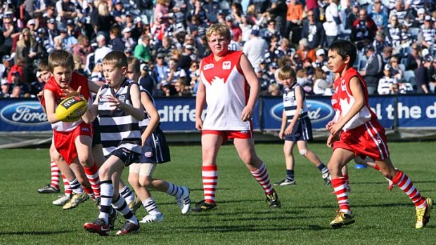 An Auskick game in progress.