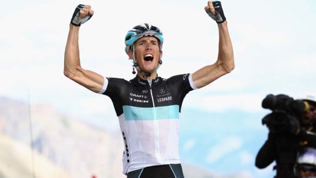 "It's great to receive this jersey but for me, it changes nothing: it's not like a victory"... Andy Schleck.