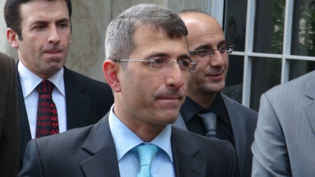 Turkish prosecutor Muammer Akkas has been removed from a corruption probe. 