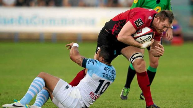 Former All Blacks lock Ali Williams has marked his Top 14 debut with Toulon with a yellow card.