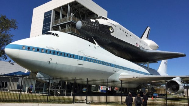 Shuttle Independence hitches a ride on NASA's modified Boeing 747.