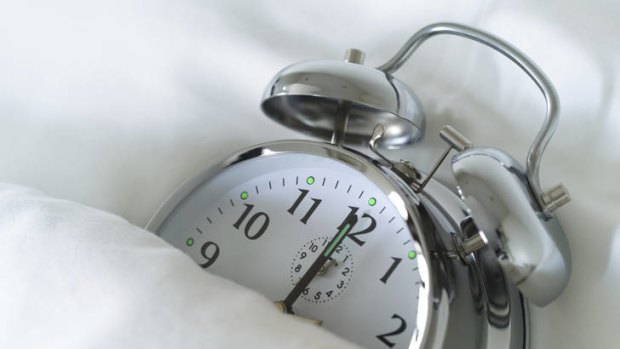 Take an extra second in bed on Sunday since the nation's timekeepers will briefly freeze time so that the atomic clock can be in sync with the Earth again.