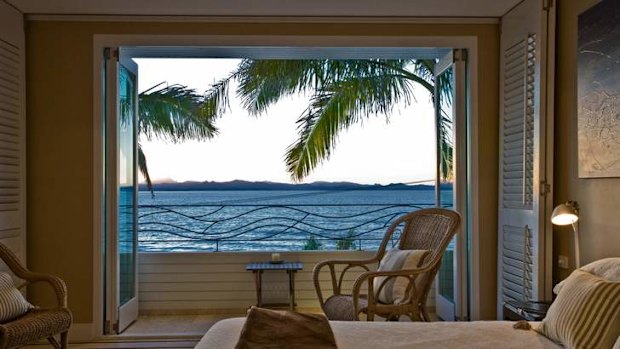 The bedroom overlooking the sea at Byron Bay.