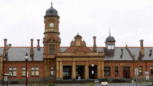 All that Maryborough station lacks is trains and passengers. Mark Twain would be happy to know it will regain them.