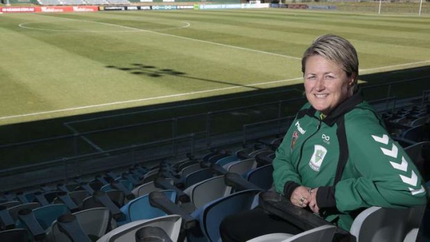 Canberra United assistant coach Raeanne Dower.