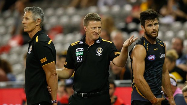 Richmond coach Damien Hardwick on the sidelines with skipper Trent Cotchin.