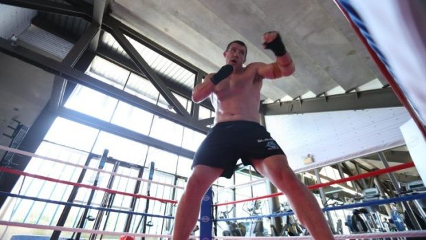 Paul Gallen sparring in the gym at Shark Park.