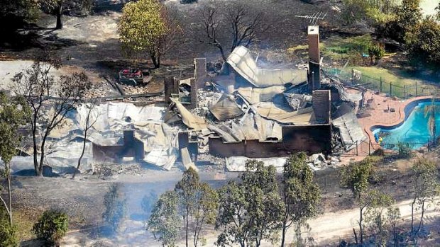 Houses destroyed in Warrandyte.