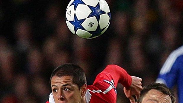 Javier Hernandez of Manchester United scored the crucial goal before halftime.