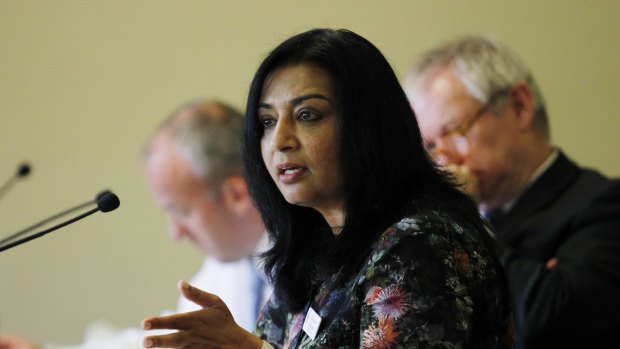 "Not making it clear to tens of thousands of bus commuters that they'll be signing up to hand over their personal information to a private company is simply irresponsible," said Greens transport spokeswoman Mehreen Faruqi.