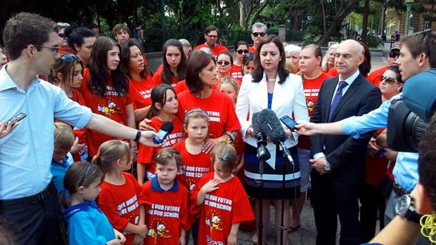 Members of the Queensland School for Travelling Show Children join with Opposition Leader Annastacia Palaszczuk to criticise funding cuts.