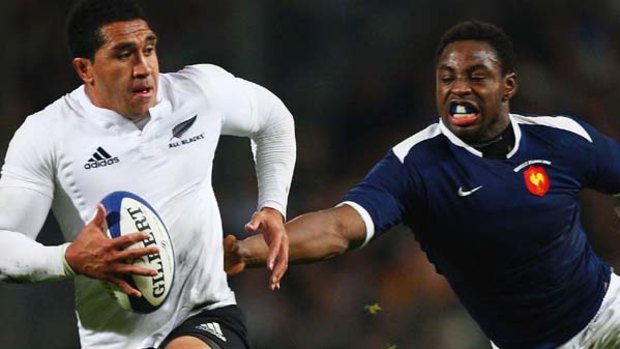 First-choice fullback Mils Muliaina is likely to miss the First Test against Ireland next week