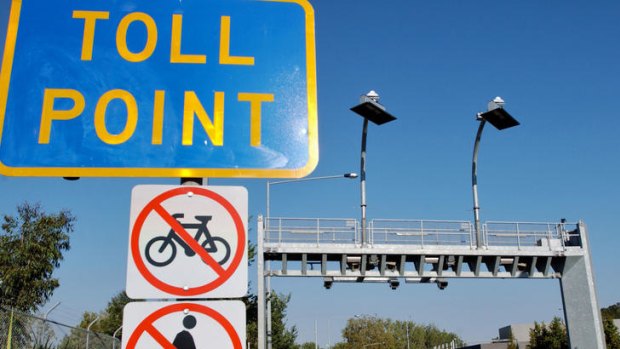 A slide in the value of a key US asset has hurt Transurban's full year profit.