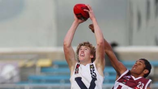 Draft hopeful Billie Smedts takes a big grab playing for Vic Country.