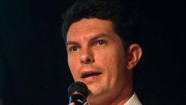 Green Senator Scott Ludlam wants an inquiry into privacy laws.