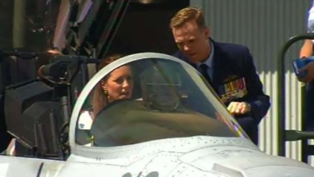 Duchess Catherina inspects a Super Hornet at Amberley RAAF base.