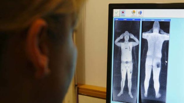 Manufacturers of body scanners for US airports say a software upgrade will allow the devices to display a generic image, rather than passengers' actual body parts.