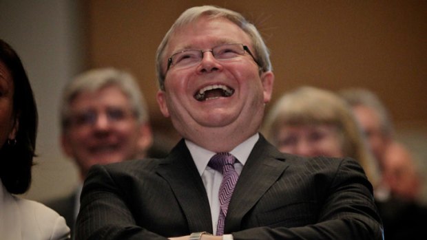 "Mucking in" to defeat Tony Abbott ... former prime minister Kevin Rudd.