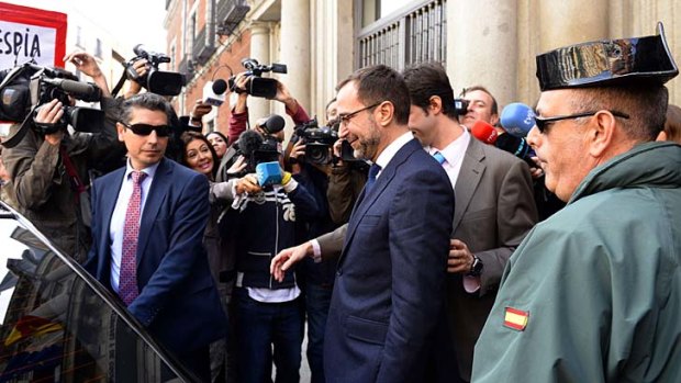 US Ambassador to Spain James Costos leaves the Spanish Foreign Affairs ministry.