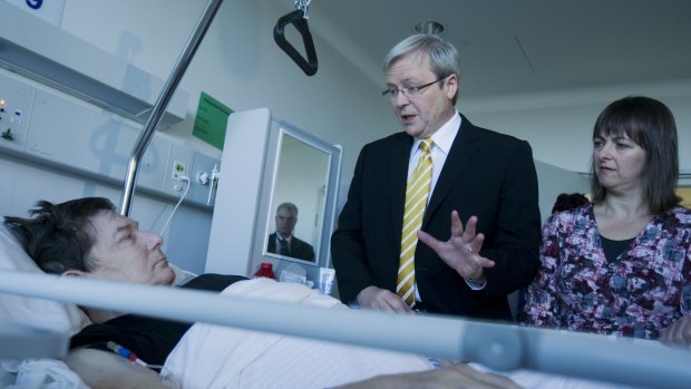 Prime Minister Kevin Rudd and Minister for Health and Ageing Nicola Roxon tour Royal North Shore Hospital today.