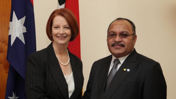 Julia Gillard with PNG Prime Minister Peter O'Neill.