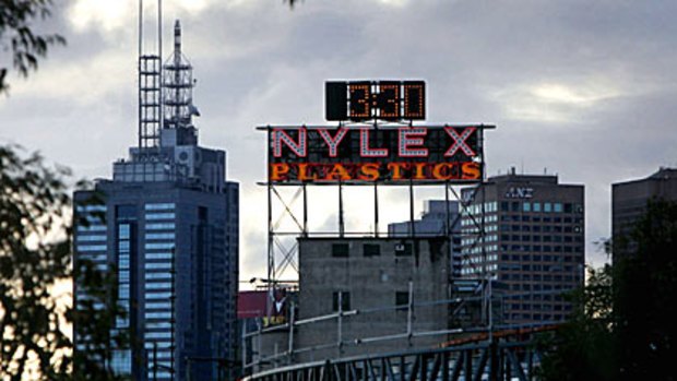 You know you're a Melburnian when ... any music by Paul Kelly makes you suddenly think of the Nylex sign and something about making gravy.