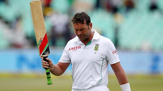 An emotional Jacques Kallis leaves the ground after being dismissed for 115 in what could probably be his final Test innings.