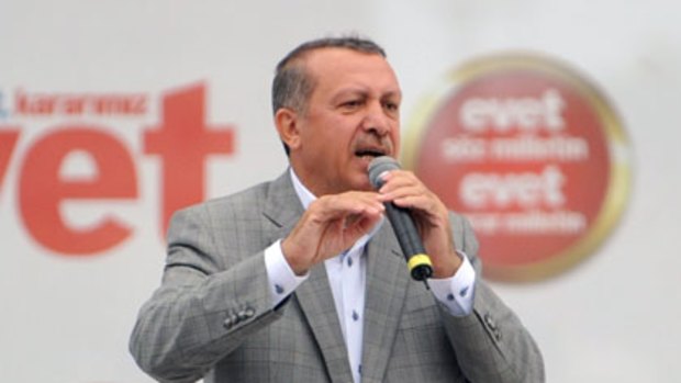 Evet we can  ... Recep Tayyip Erdogan addresses a rally in Istanbul last week. ‘‘Evet’’ means ‘‘yes’’ in Turkish.
