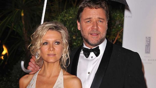 Split ... Danielle Spencer and Russell Crowe.