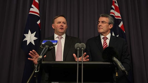 Local Government Minister Anthony Albanese and Attorney-General Mark Dreyfus reveal proposed changes to the constitution's wording to recognise local government.