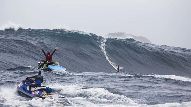 Tyler Hollmer Cross rides one of Australia's biggest waves.