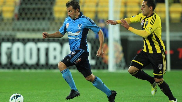 Sydney FC marquee recruit Alessandro Del Piero on the run during his A-League debut for Sydney FC against Wellington.