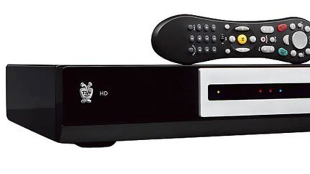 TiVo: the box is bigger and heavier than iQ2.