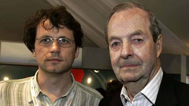 Guy Hamilton (right) in 2005, with Anglo-Austrian director Frederick Baker.