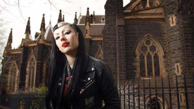 Kriss Poison is a Melbourne vampire.