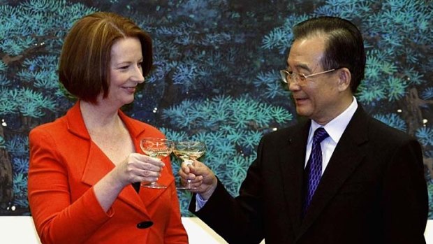 Cordial relations... Ms Gillard and Mr Wen.