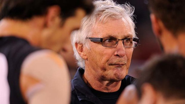 Carlton coach Mick Malthouse says the silence from AFL officials on Jobe Watson is a poor reflection on the sport's governing body.