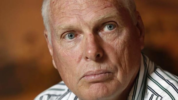 Retired major-general Jim Molan has quit the office of the Defence Minister, David Johnston, after only three weeks.