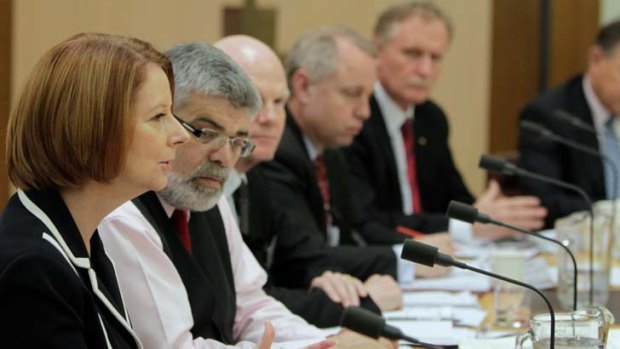 Prime Minister Julia Gillard meets with union representatives.