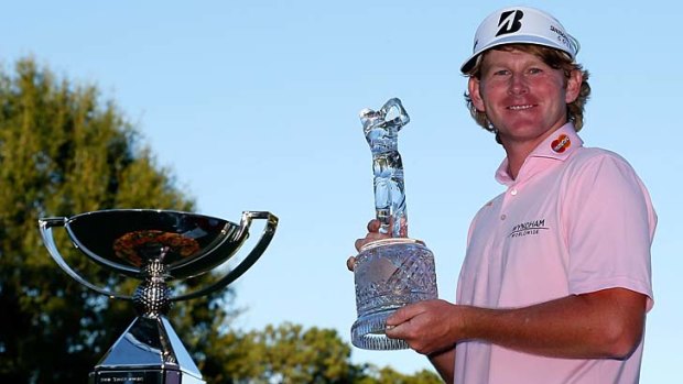 Brandt Snedeker poses with the FedExCup.