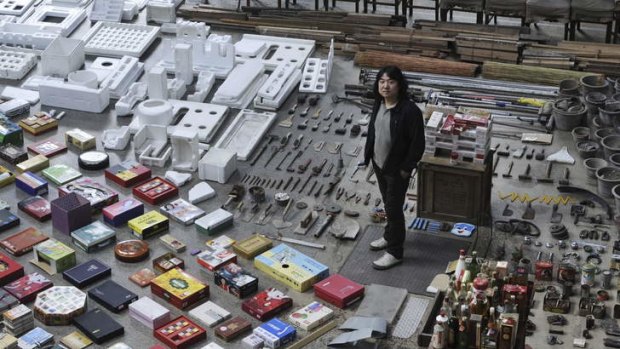 Object lesson &#8230; Song Dong displays 10,000 items from his mother's house.