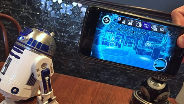 Artoo taking you on a virtual tour of the Millennium Falcon.